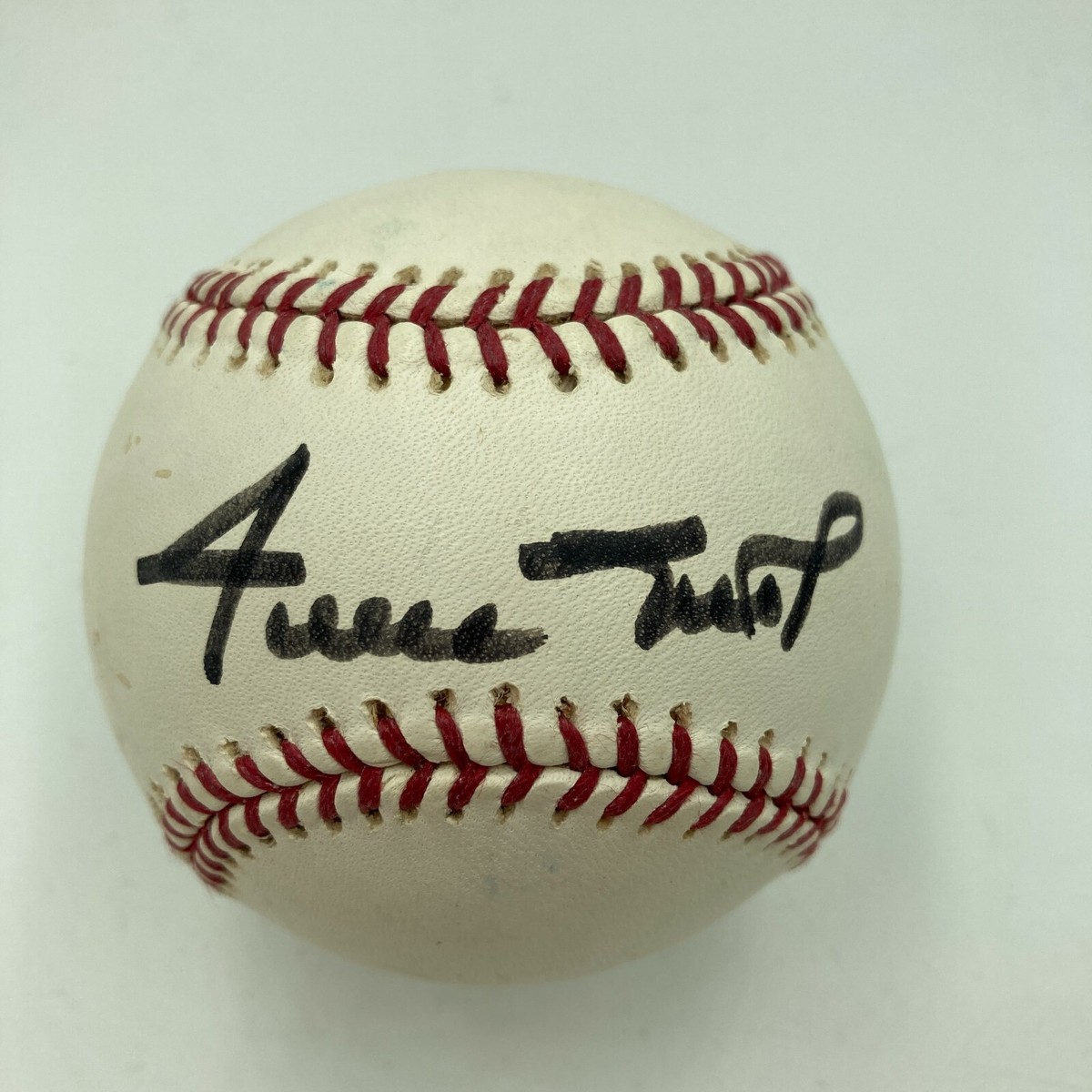 Willie Mays Signed Autographed Official Major League Baseball With