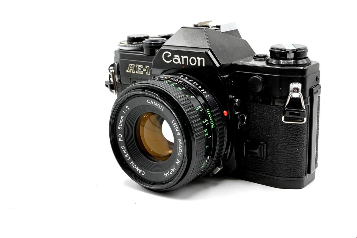 Canon AV-1 + FD 50mm / F1.8 レンズセット 美品】 Canon NEW FD 50mm