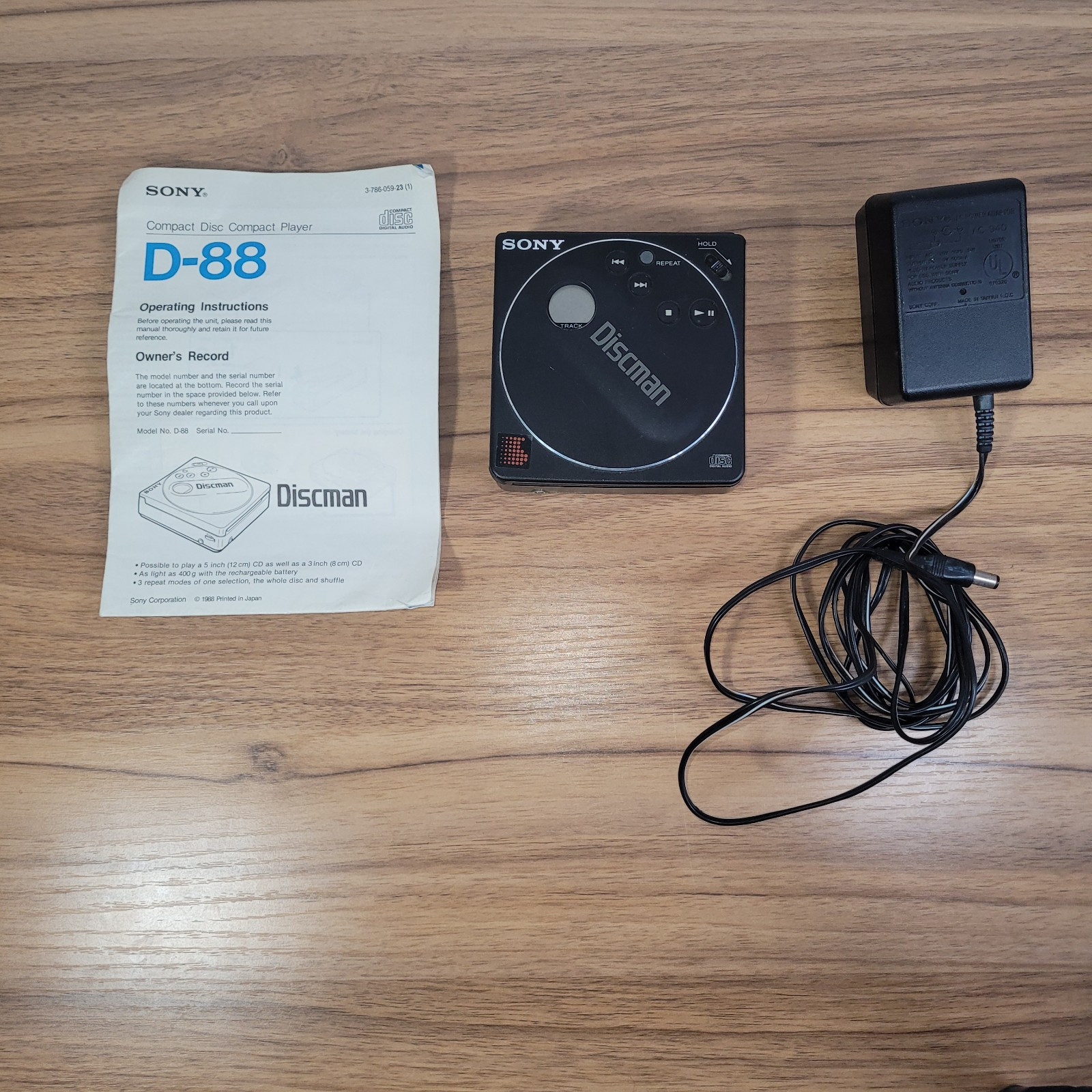 Sony D-88 Portable Discman Walkman CD Player See Description Spins