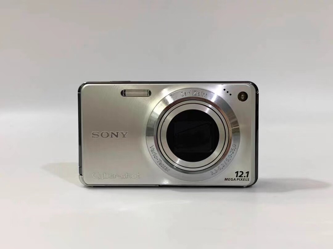 Sony Cyber-shot DSC-W270 12.1MP 5x Optical Zoom CCD Digital Camera