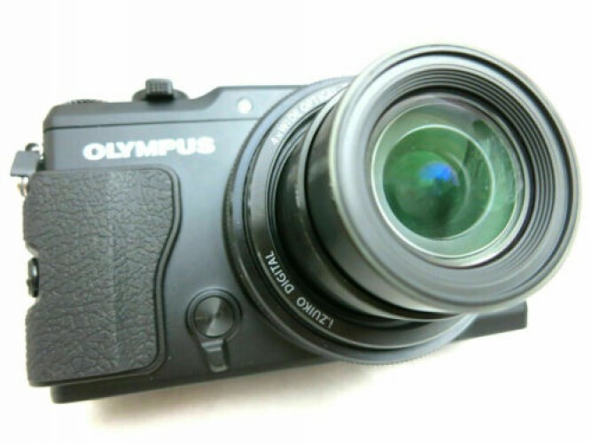 Olympus Stylus XZ-2 compact digital camera black *superb bundled w