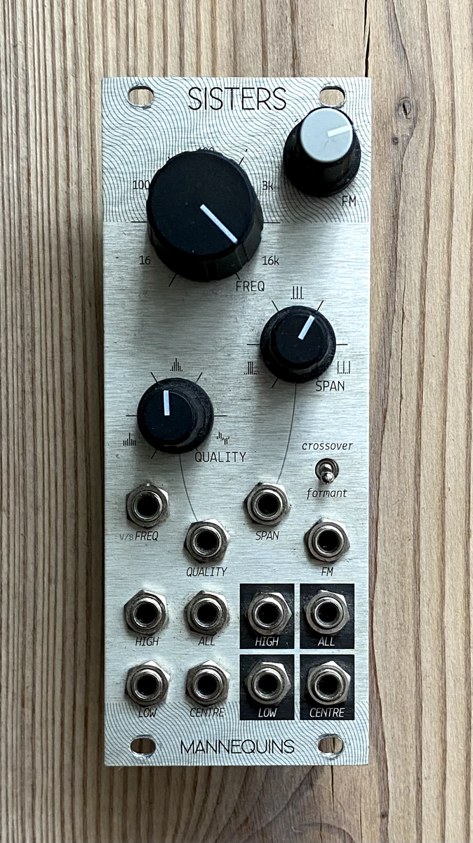 MANNEQUINS SISTERS モジュラーシンセサイザー