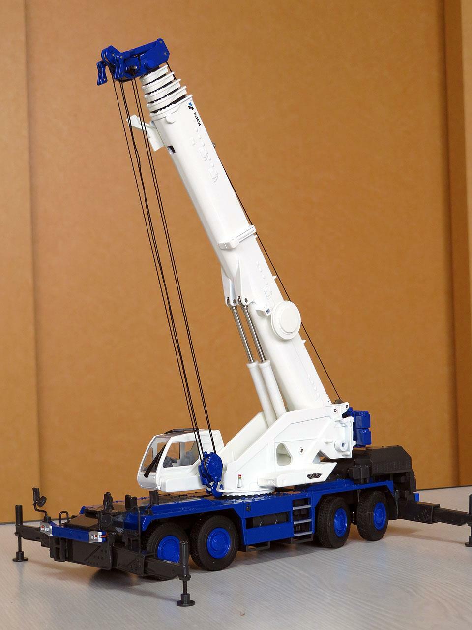 ジャンク品】タダノ TADANO ATF 400G-6 クレーン車 模型