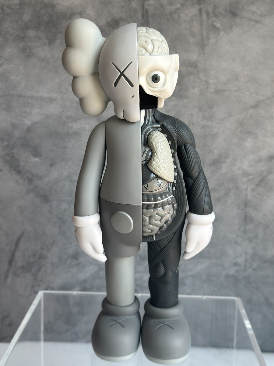 2022 KAWS Open Edition CHUM Black Companion Vinyl Figure Medicom