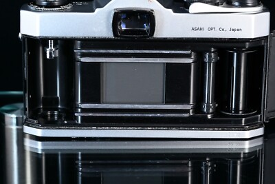 フィルムカメラ 整備済 完動品 Pentax SP + f/1.4 L226 フィルムカメラ