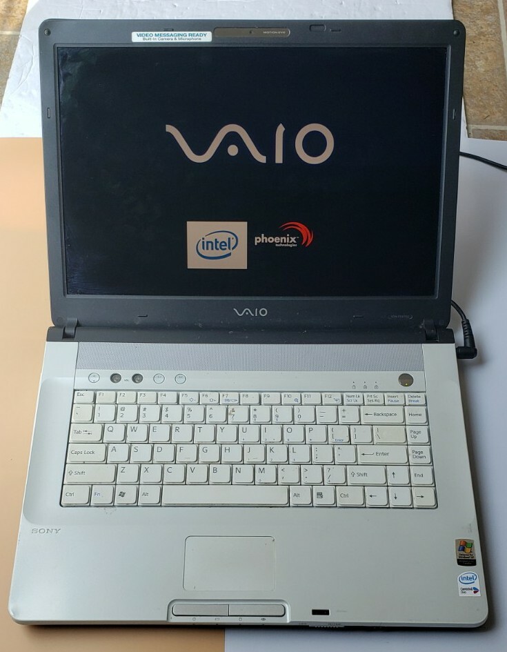 √ Sony VAIO PCG-71612N キズあり ストレージ無 √ Sony VAIO PCG