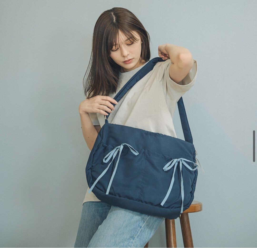 TXT TOMORROW X TOGETHER ACT : PROMISE EP. 2 JAPAN POP UP Cross Bag