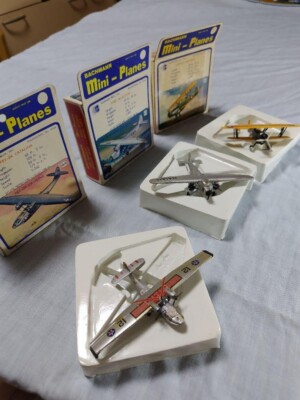 再値下TOMY BACHMANN Mini-Planes①計42体プラスカタログ 再値下TOMY