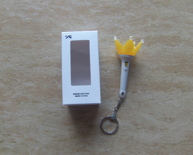 BIGBANG G-DRAGON Light Stick Keyring Glow LED Crown Hand Lamp