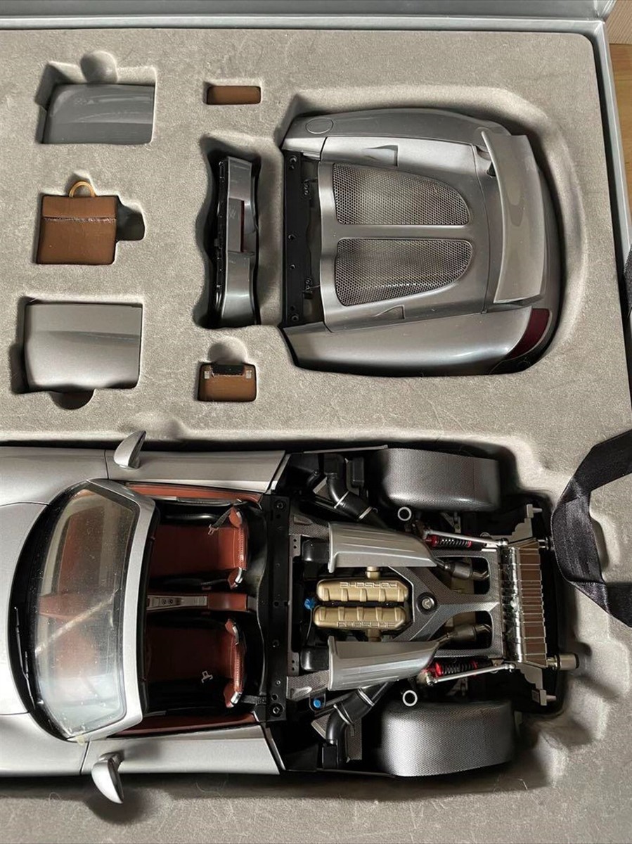 Tamiya 1/12 scale Collector's Club Special Porsche Carrera Gt