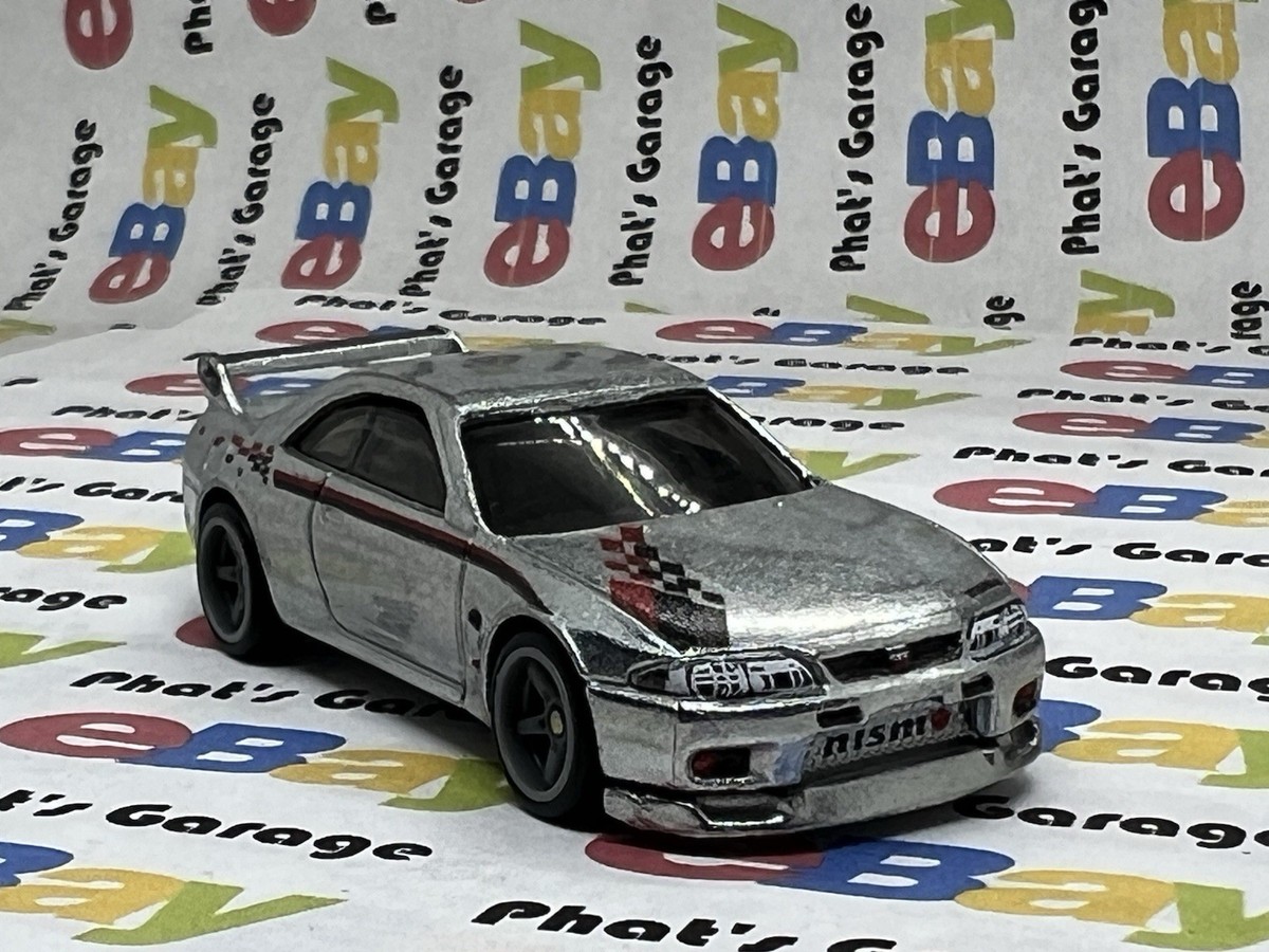 Hot Wheels Premium Nissan Skyline GT-R R33 ZAMAC from Cancelled