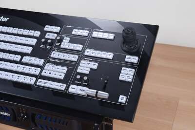 ワークステーション Newtek TriCaster TCXD460 NewTek TCXD460