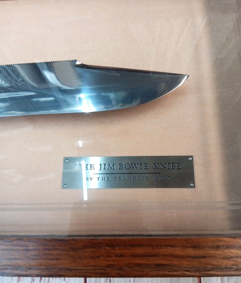 Franklin Mint The Jim Bowie Knife With Wood Display Case & KEY