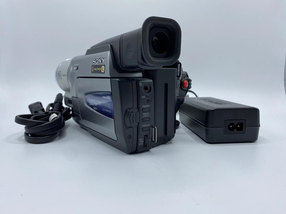 SONY Handycam video Hi8 本体&(GV-USB2付き) SONY Handycam video Hi8
