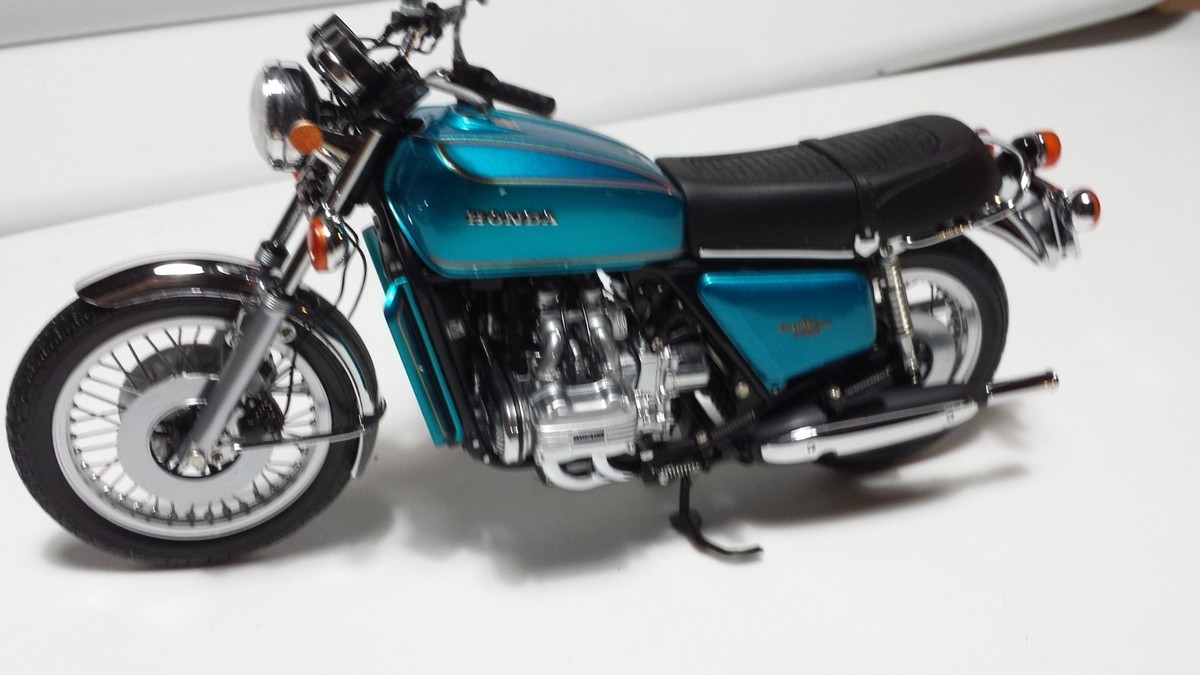 MINICHAMPS HONDA ゴールドウイング 1975 MINICHAMPS HONDA ゴールド