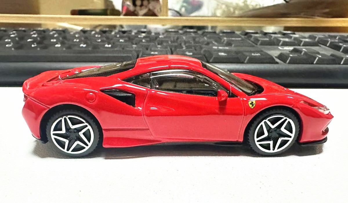 Bburago 1:43 Ferrari F8 Tributo Diecast Metal Model Boy Toy Car