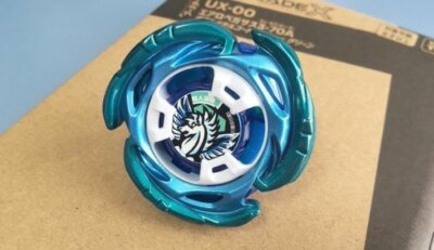 新品】BEYBLADEXUX-00 エアロペガサス3-70A ブルー×グリーン BEYBLADE