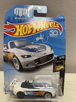 HOT WHEELS 15 MAZDA MX-5 MIATA MAD MIKE JDM 3/10 40/365