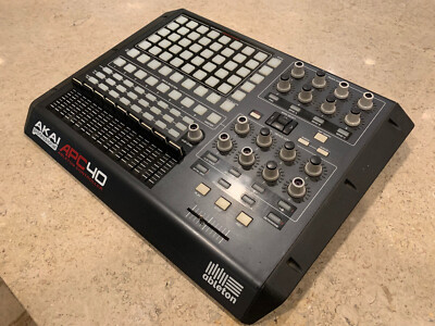 AKAI APC40 MK-Ⅱ Ableton live専用コントローラー