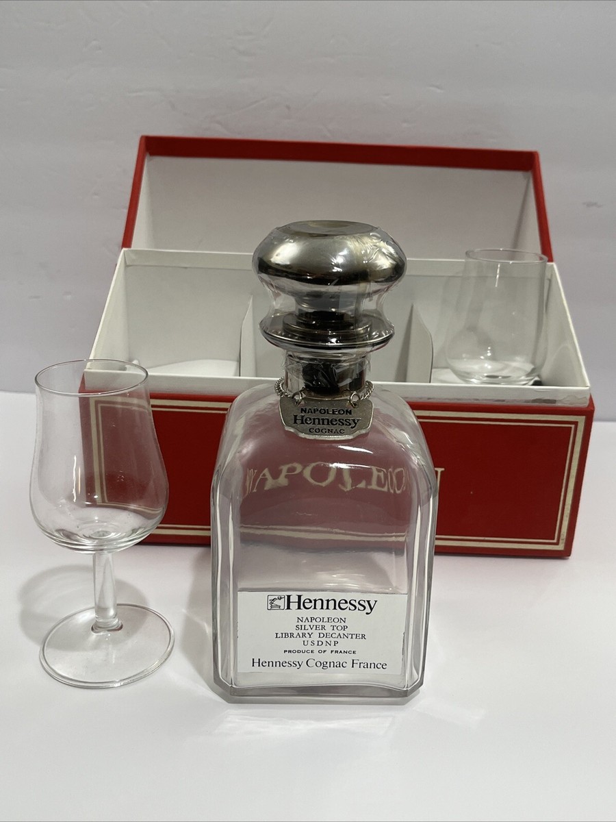 Hennessy Napoleon Silver Top Cognac Decanter | Selling spirits 古