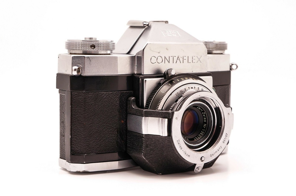 Zeiss Ikon Contaflex 35mm SLR Film Camera w/ Tessar 45mm 2.8 Lens