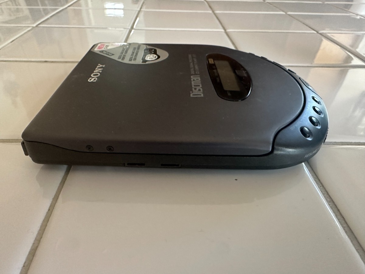ジャンク品 SONY ディスクマン Discman D-311 CDプレイヤー SONY D-311