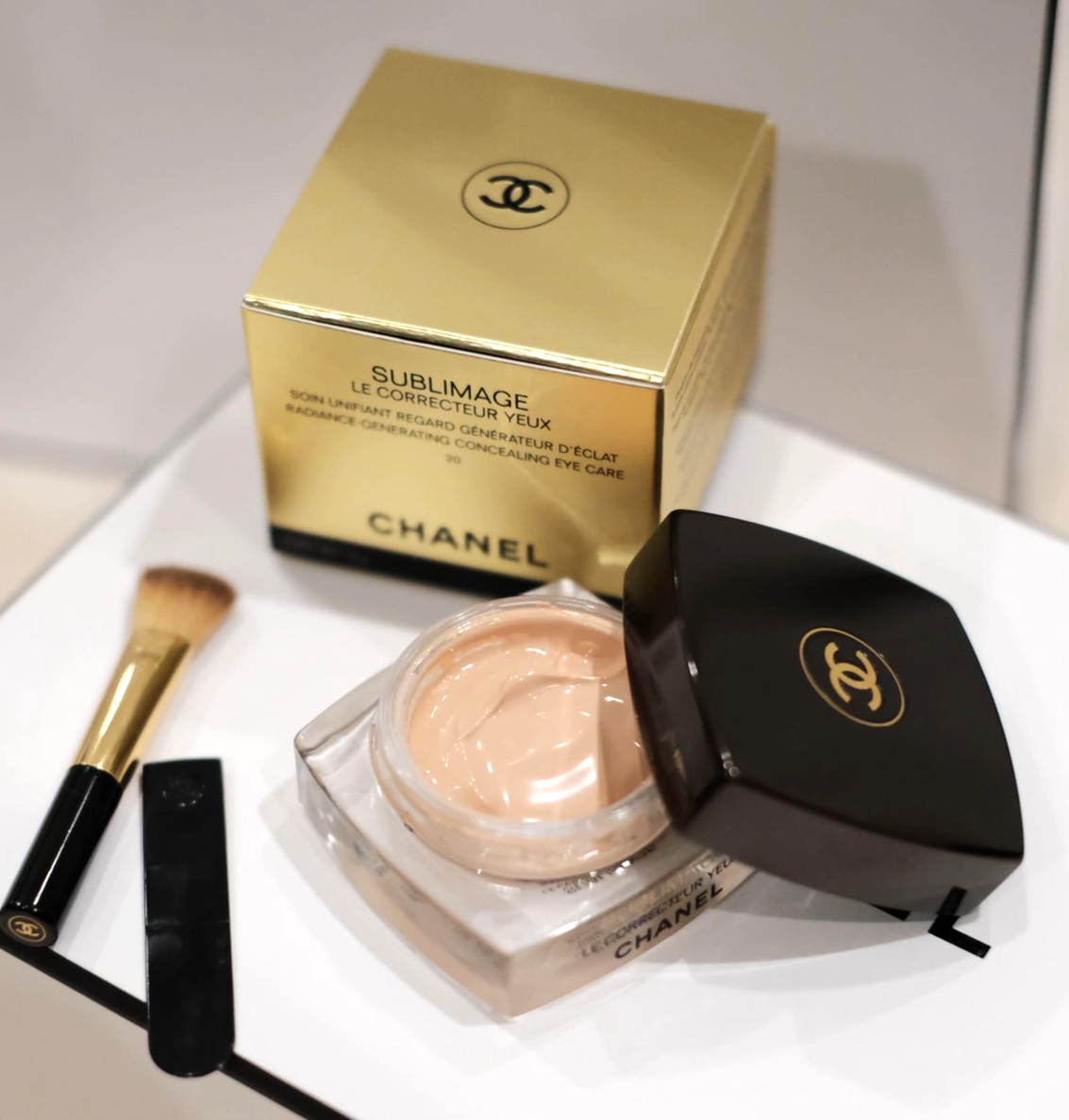 コンシーラー CHANEL SUBLIMAGE LE CORRECTEUR YEUX 30 SUBLIMAGE LE