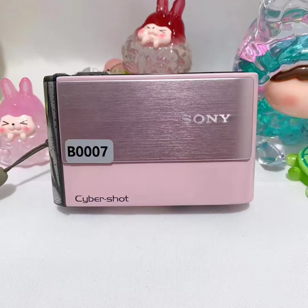 Sony Cyber Shot DSC-T70 8.1MP 3x Optical Zoom CCD Digital Camera