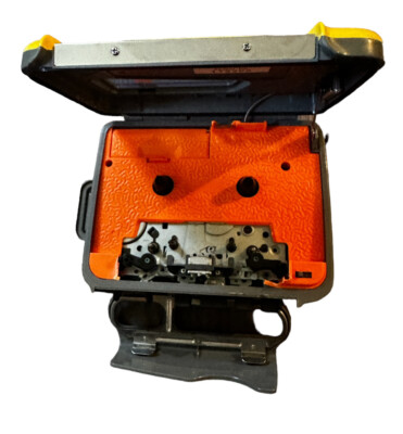 Vintage Sony Sports Walkman WM-FS399 Cassette Player AM FM Radio