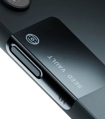 Seeker SM-0002 ソラナモバイル solana mobile 公式 Seeker SOLANA