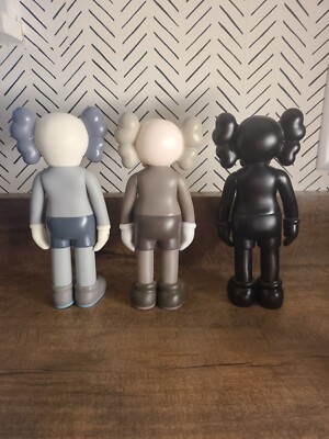 KAWS COMPANION KAWS TOKYO FIRST 3体セット KAWS Set Of Three