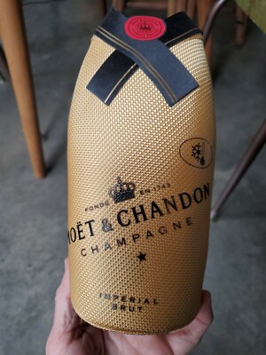 750ml Moet & Chandon Champagne Imperial Wine Insulated Zip Sleeve