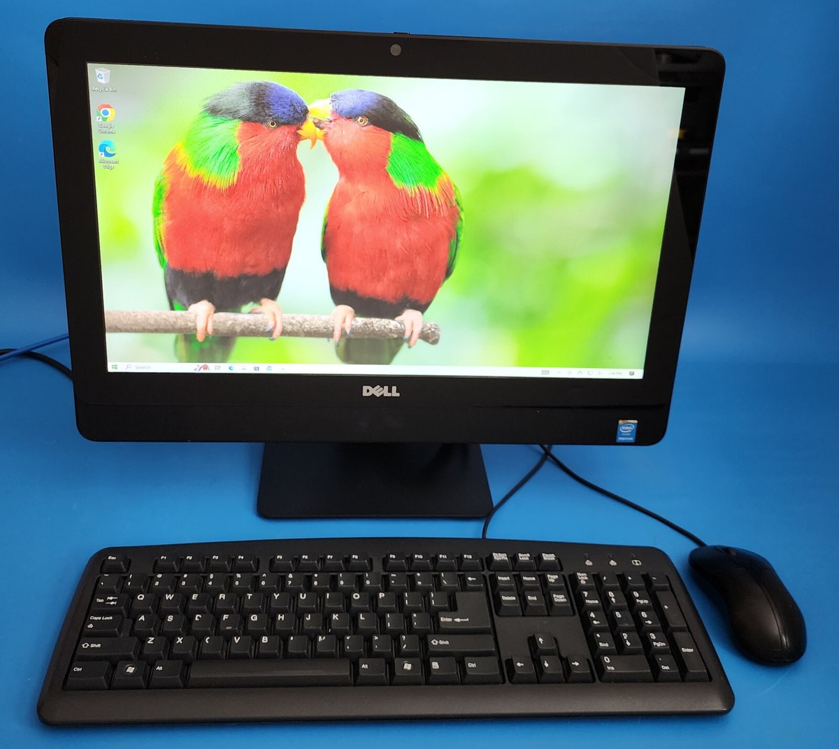 Dell Inspiron 20 Model 3048 Intel Pentium 2.6GHz. Windows 10, With