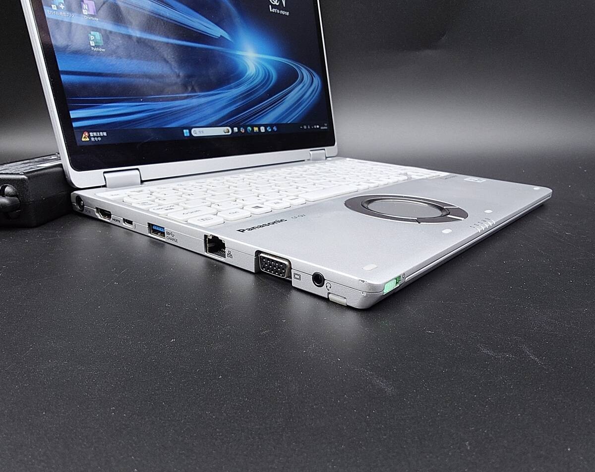 LET'S NOTE QV9 10世代 i5 16GB 256GB WQXGA+ Panasonic Let's Note CF