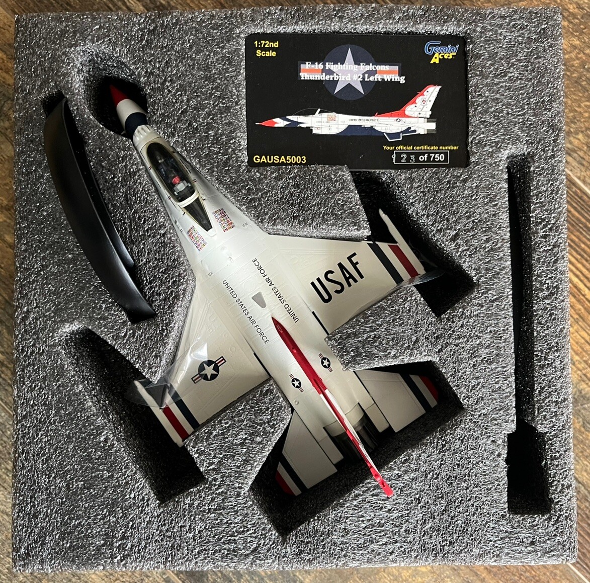 航空機・ヘリコプター Gemini Aces 1/72 F-16 Thunderbirds s-l1200.jpg