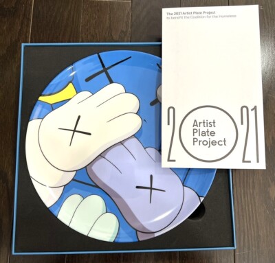 plate by kaws ed250 artware editions 工芸品 plate by kaws ed250