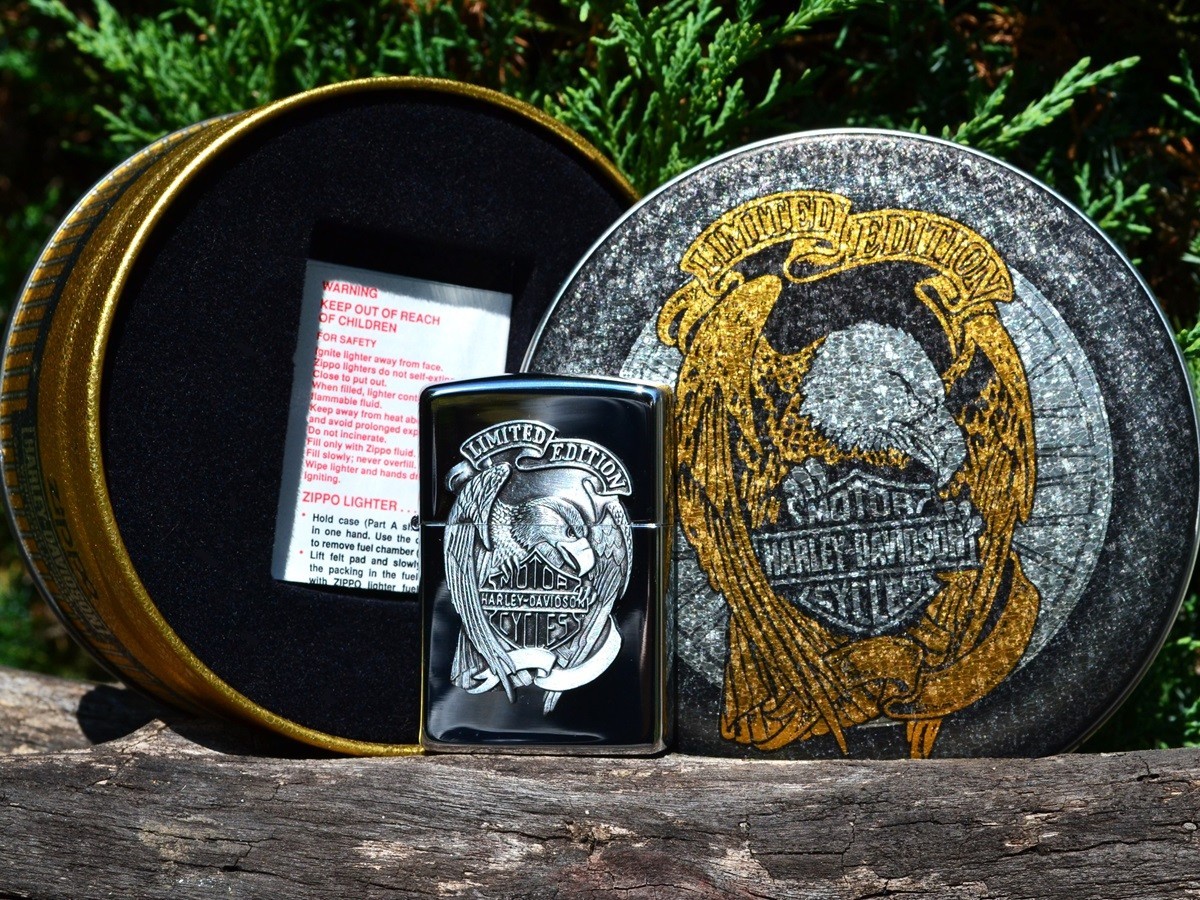 Harley Davidson Limited Edition Zippo Lighter - Eagle - Barrett