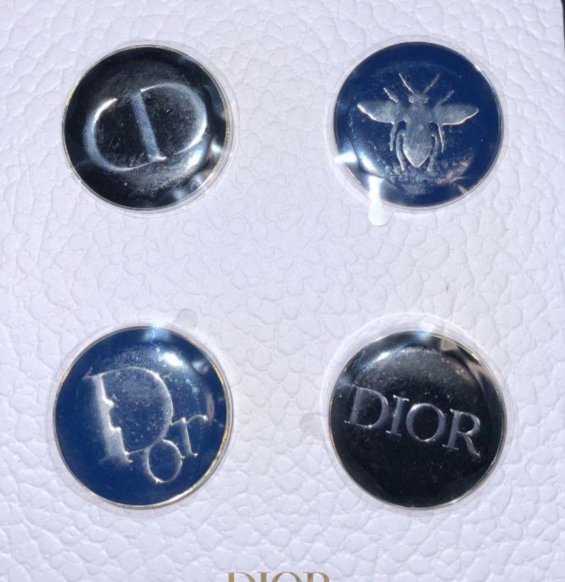 アクセサリー Christian Dior Logo emblem brooch CHRISTIAN DIOR