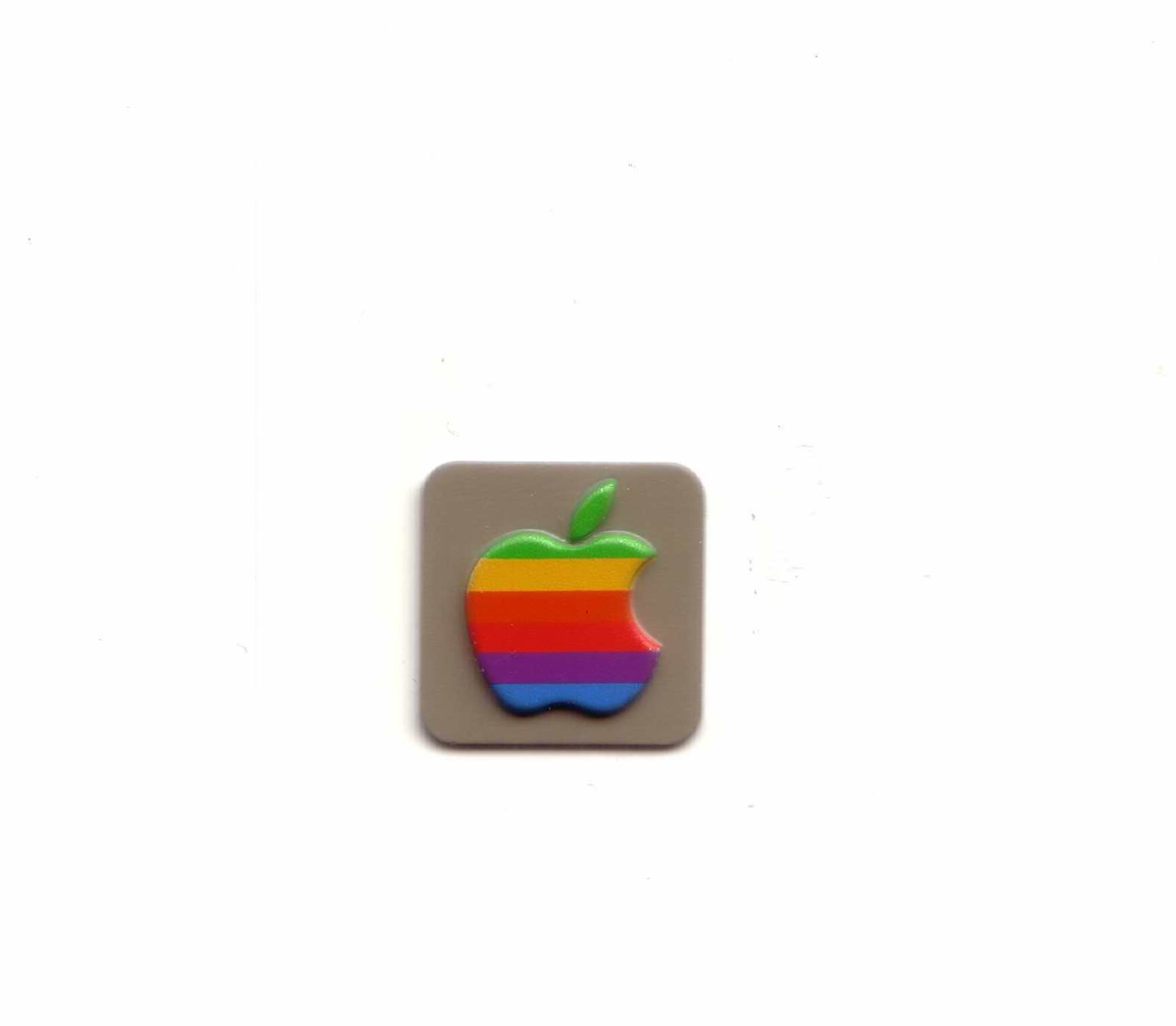 Apple Macintosh 1984 M0001 Rainbow Metal Case 512K 128K Emblem