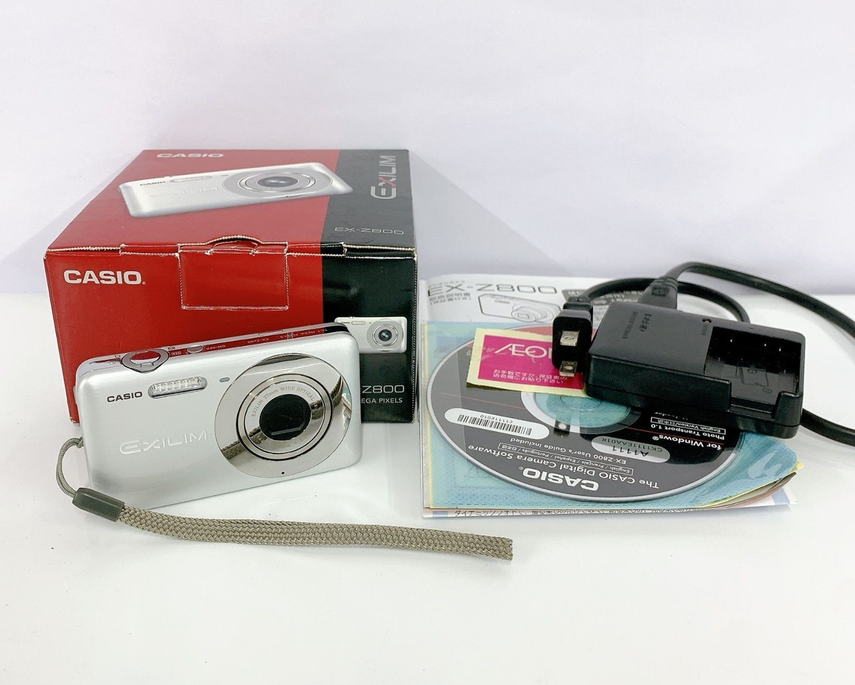 CASIO Digital Camera EXILIM Z Series EX-Z800 Silver 4x 14.1MP