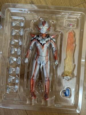 S.H.Figuarts Ultrawoman Grigio Ultraman Action Figure Bandai From