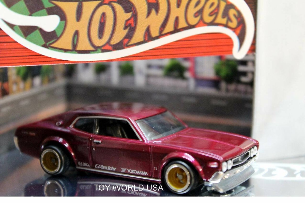 2020 Hot Wheels Premium Nissan Garage Box Set Nissan Laurel 2000