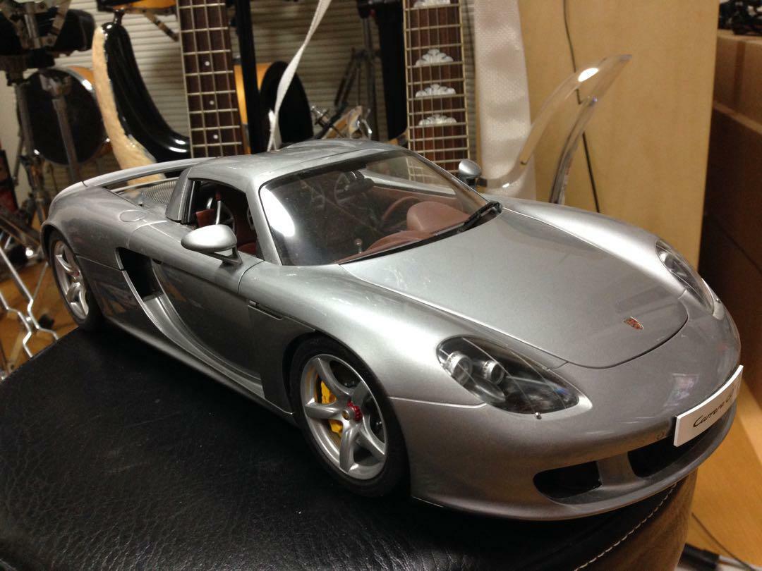 Tamiya model 1/12 sized Porsche Carrera GT precision silver mini
