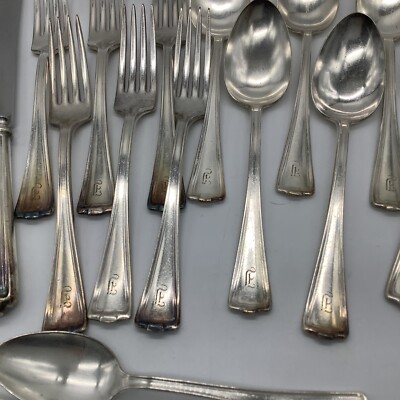 Triple Plate 1847 ROGERS BROS 25 Pcs Cromwell 1912 Monogram