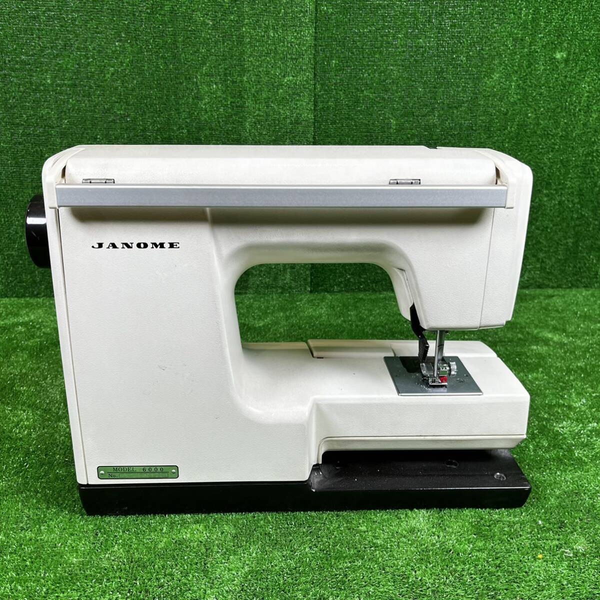 Janome Memory Craft 6000 Japanese sewing machine Used Vintage from
