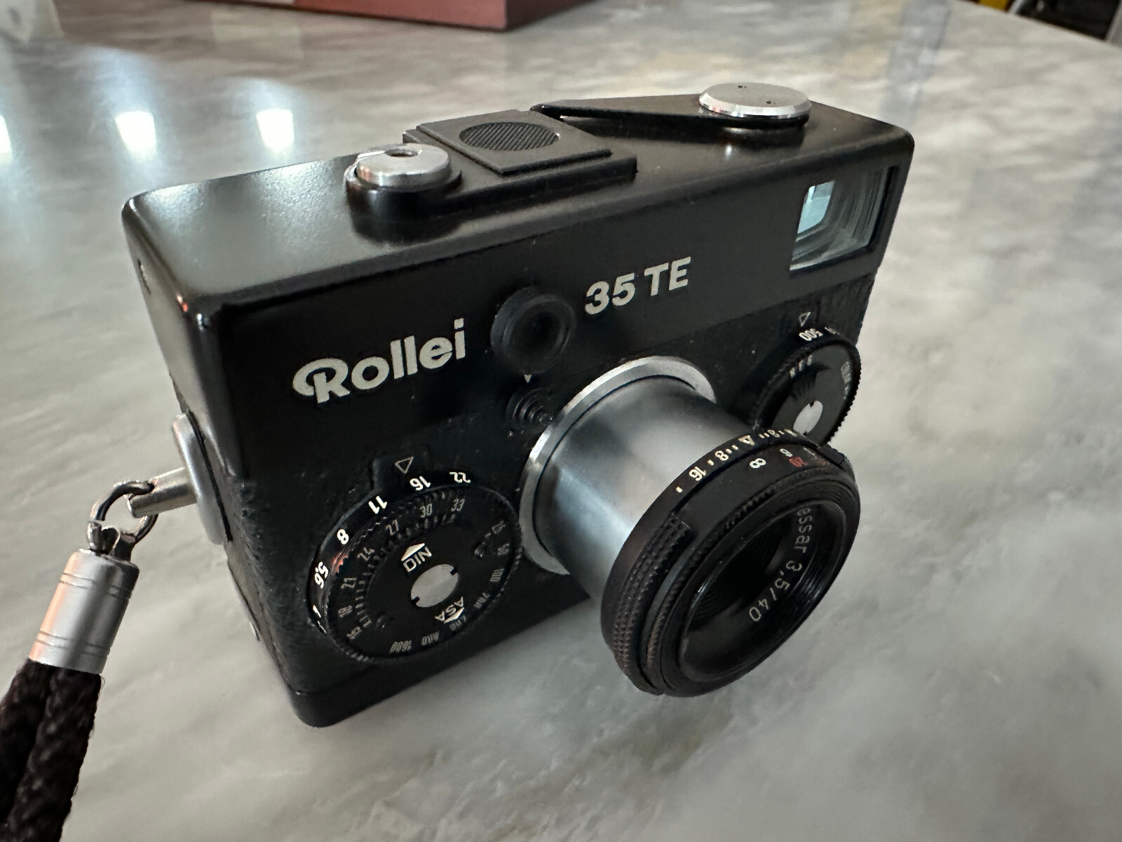 ローライ35(テッサー40mm/F3.5)