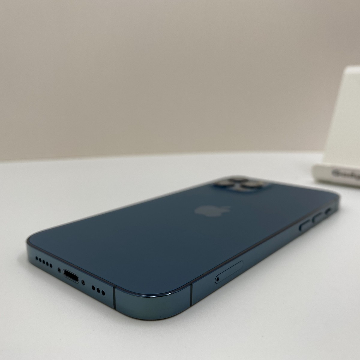 Apple iPhone 12 Pro - 512GB - Pacific Blue (Unlocked) - Good