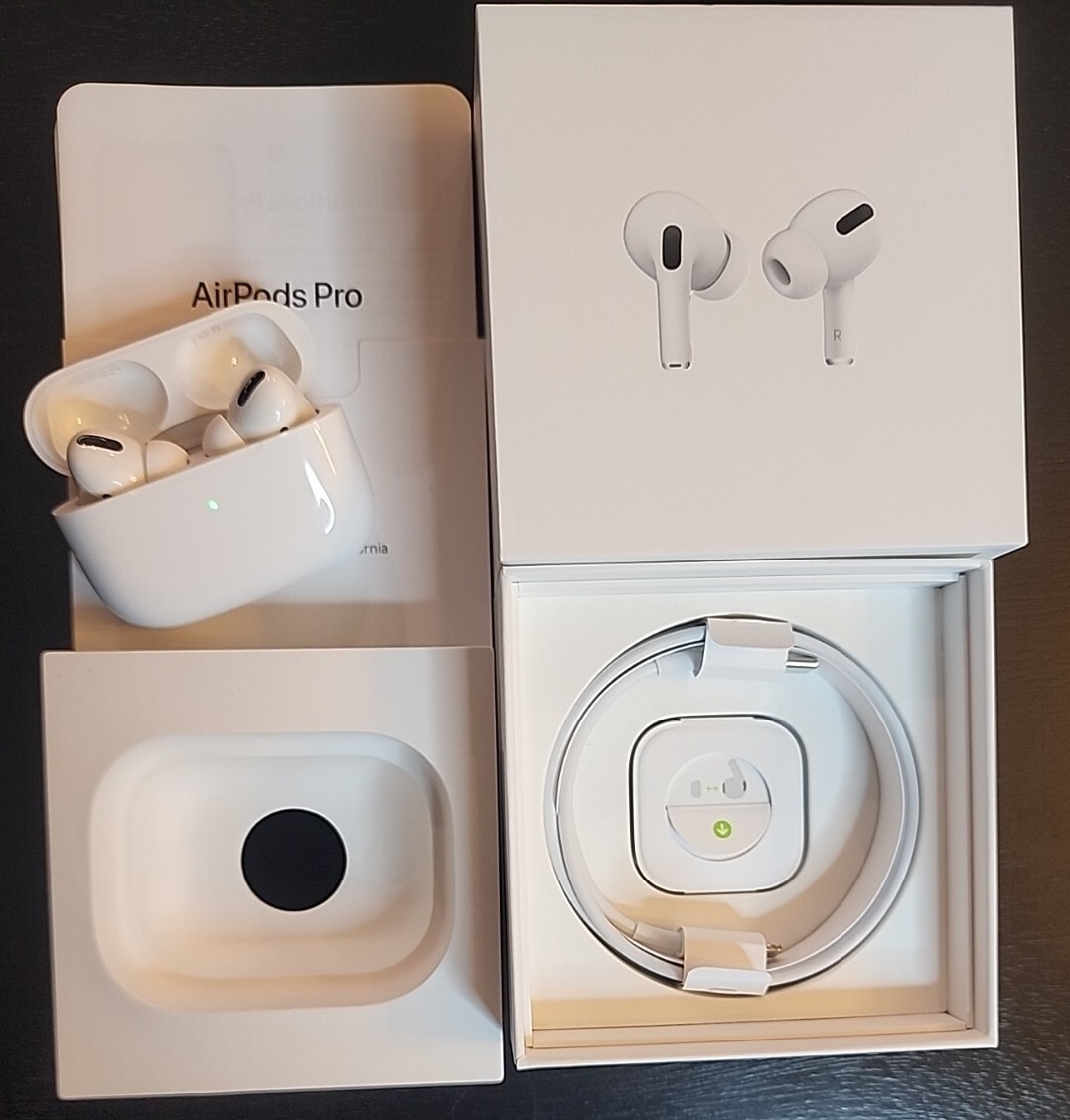 Apple AirPods Pro with Magsafe Wireless Charging Case open box