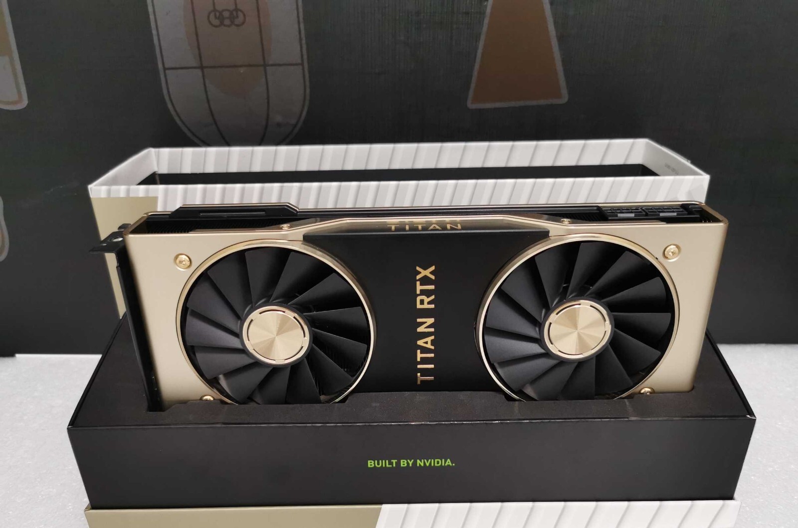 Y*W様 Nvidia 24GB TITAN RTX