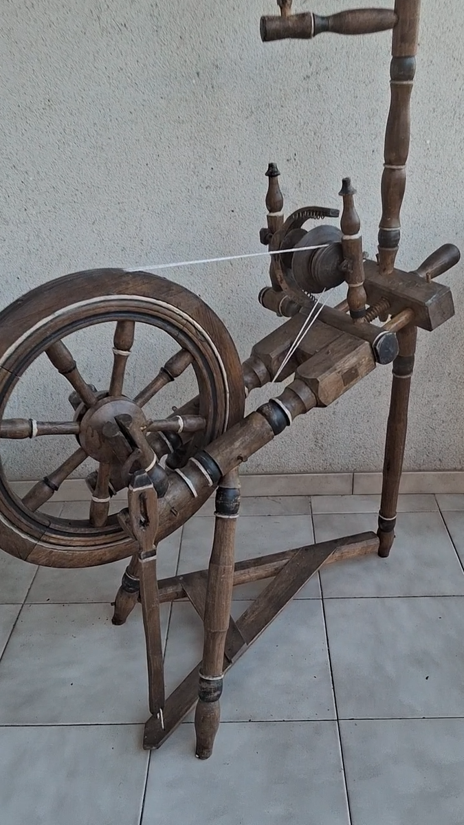 糸紡ぎ機 ☆ Rare Vintage Spinning Wheel ・糸車・糸紡ぎ機 ☆ 糸車